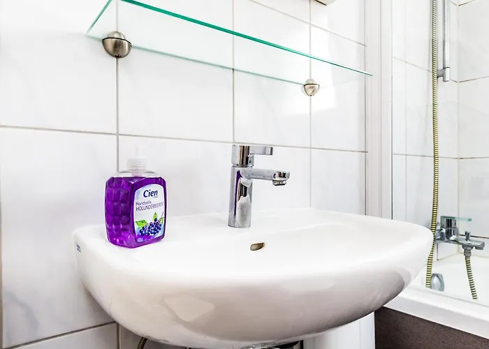 Messewohnung Buchforst アパート ケルン